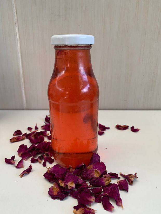 Sirop de trandafiri  de Ispahan de Damasc cu stevie dulce
