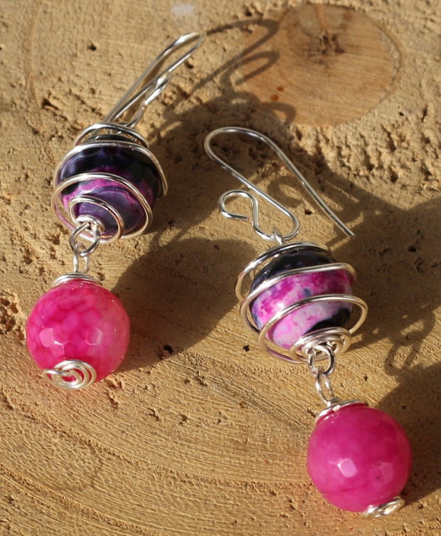 Cercei handmade din sarma si agate fatetate
