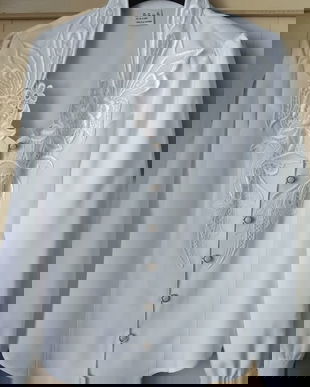 Bluza noua, bust broderie fina