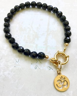 Bratara UNISEX onix negru & pandantiv Ohm