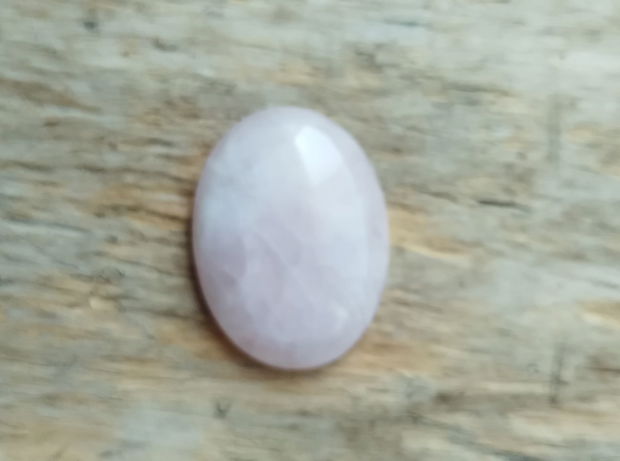 Cabochon cuart roz, 40x30 mm