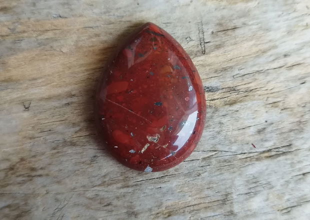 Cabochon jasp rosu, 40x30 mm