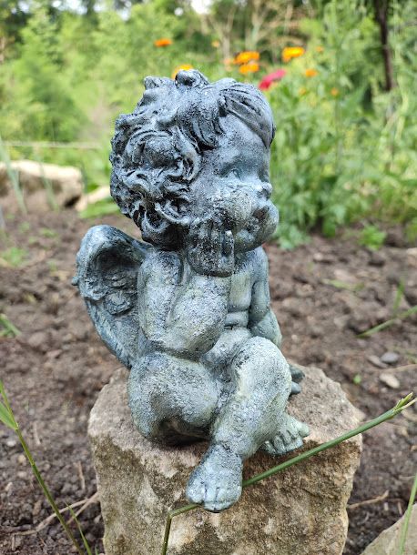 Statueta inger