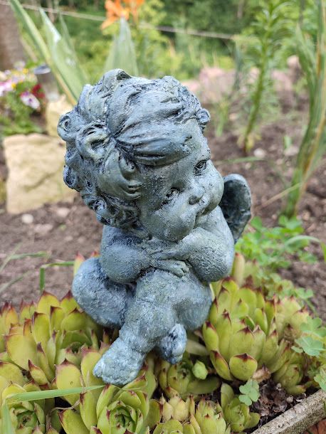 Statueta inger