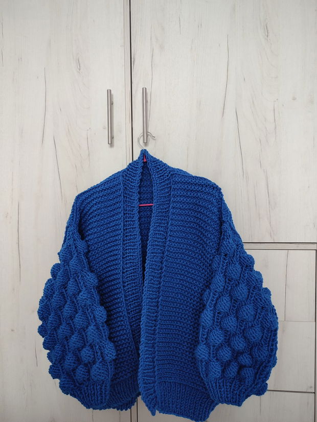 Cardigan un albastru infinit