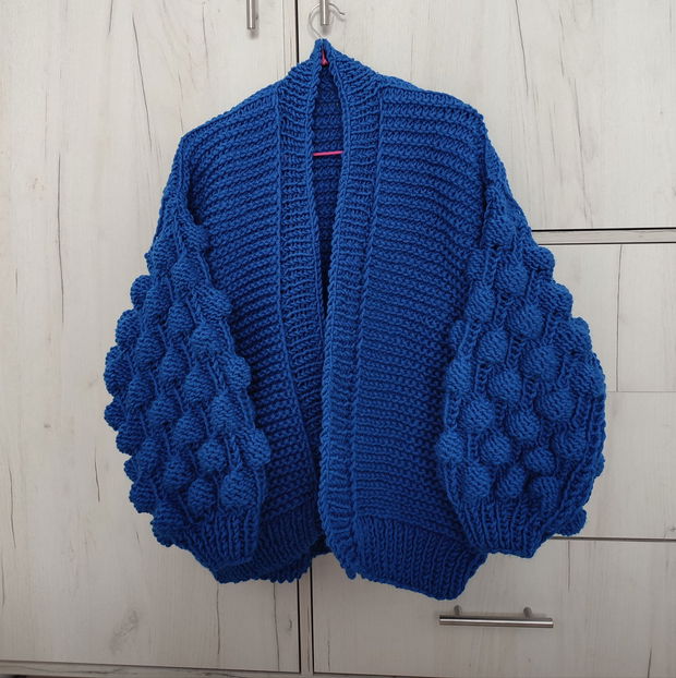 Cardigan un albastru infinit