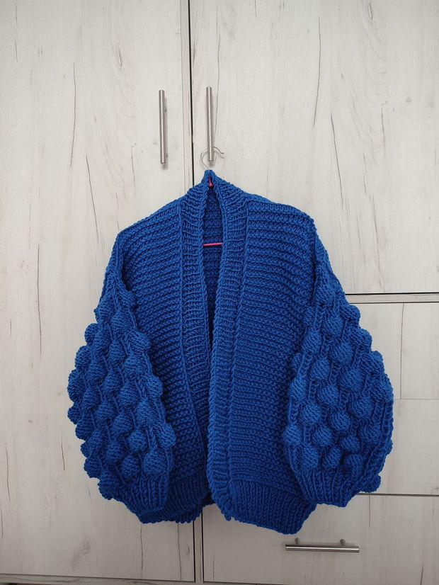 Cardigan un albastru infinit