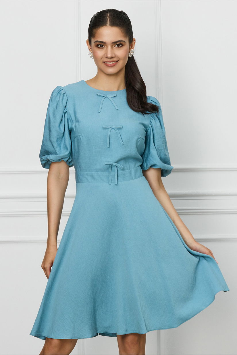 Rochie DY Fashion bleu cu fundite pe bust si maneci bufante