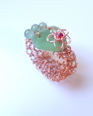 Inel din cupru cu sticla de mare (sea glass), margele de aventurin