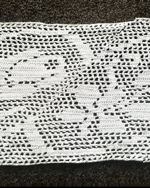 dantela alba crosetata manual  36/27cm