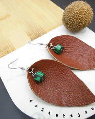 Cercei handmade statement  - piele naturala, malachit  (cod1040)