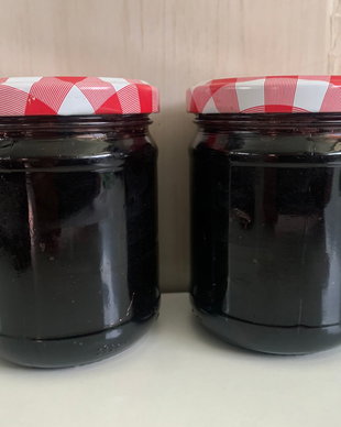 DULCEATA DE CIRESE NEGRE FARA ZAHAR