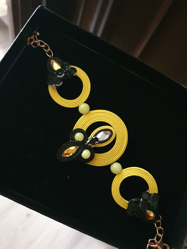 Bratara Soutache