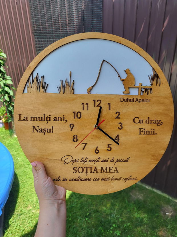 Ceas pescar personalizat