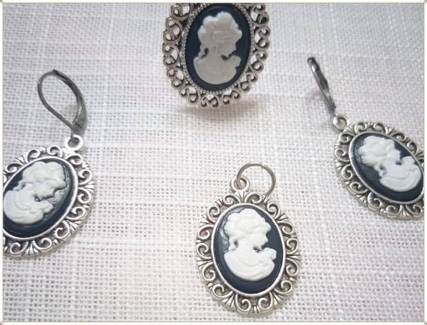 SET- CAMEE RASINA-ALB-NEGRU