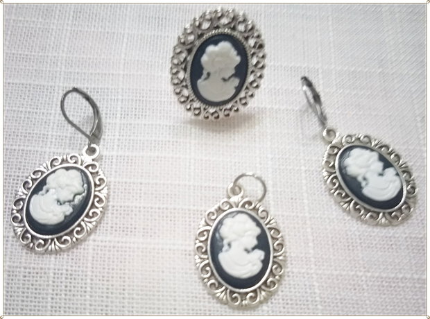 SET- CAMEE RASINA-ALB-NEGRU