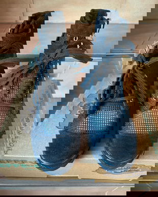 GHETE DIN MATERIAL NATURAL ȘI ANTILOPA ITALIA 37 ,39