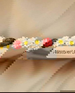 Coronita: Buburuze si margarete