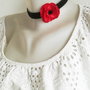 chocker piele  dantela si mac rosu