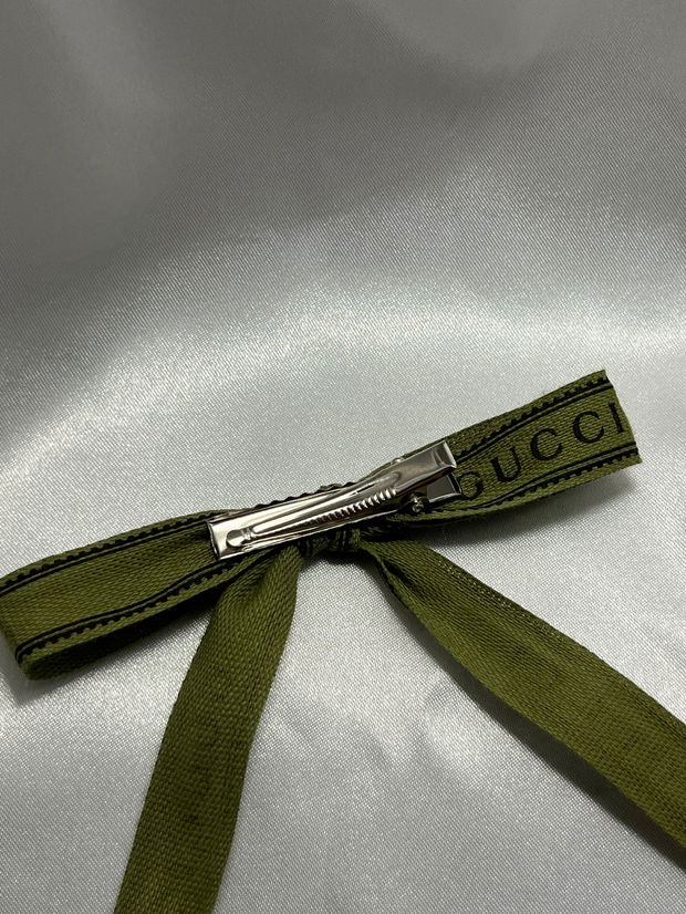 Clame de par Gucci