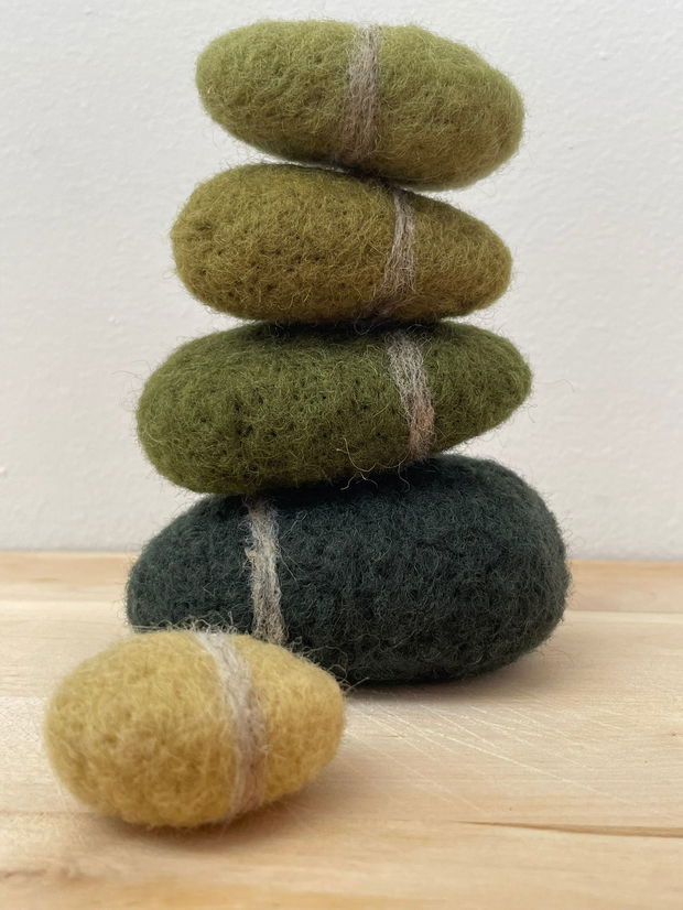 Stacking stones