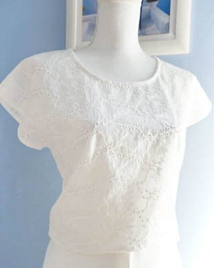 Bluza Lejera Panza Alba Brodata