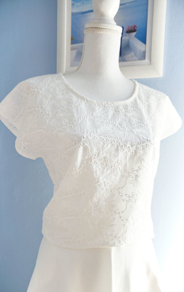 Bluza Lejera Panza Alba Brodata