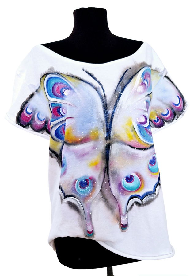 Tricou pictat L " Butterflies "