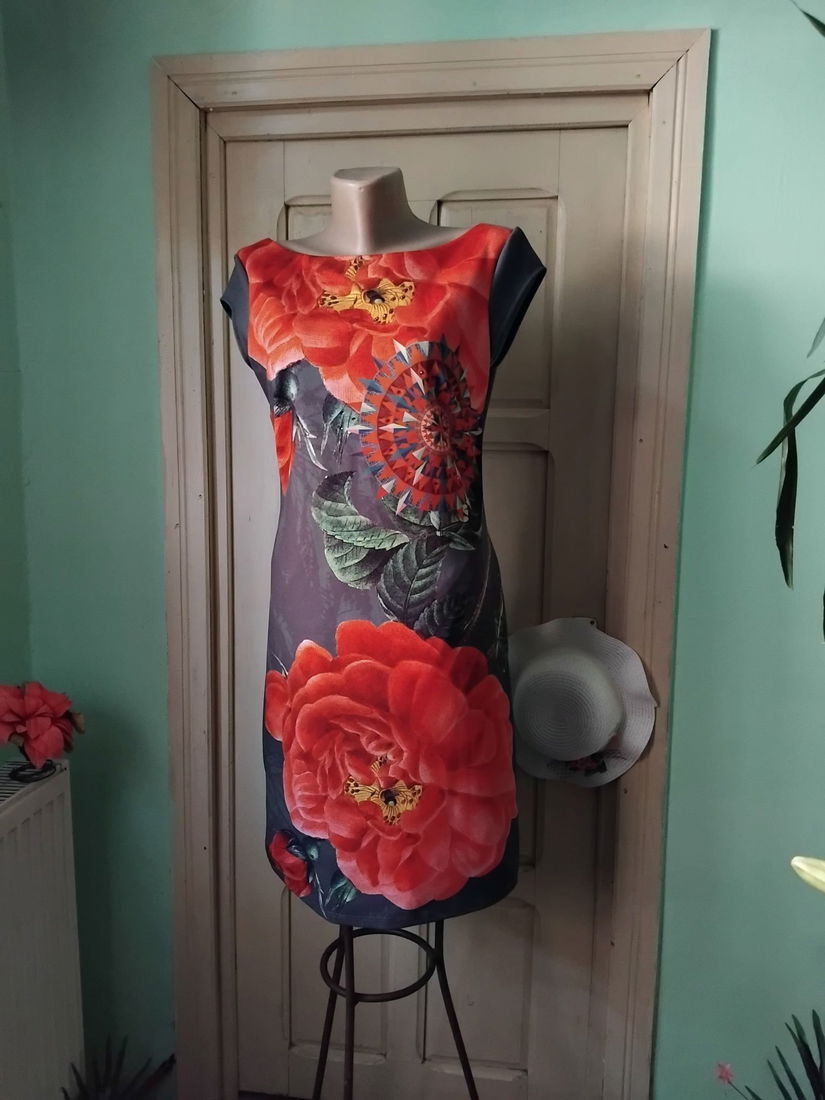 Rochie Desigual cu imprimeu 3D