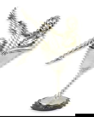 Femeie in pahar-statueta din bronz cu un soclu din marmura