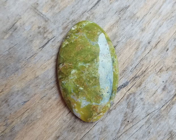 Cabochon opal verde, 46x26x7 mm