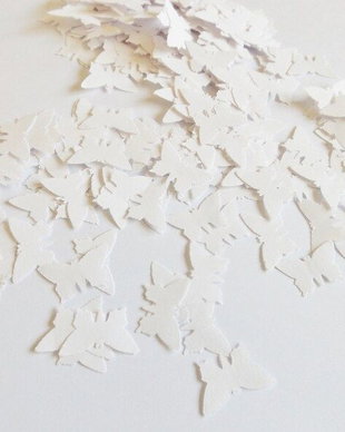 Confetti fluturi