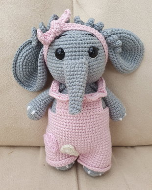 Elefant crosetat