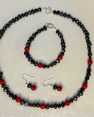 Set perle negre de cultură  și coral