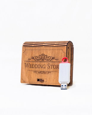 Cutie USB nunta Wedding Story 11 x 9 x 3 cm