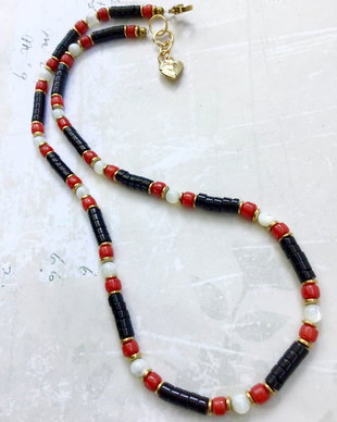 Colier CHOKER onix negru, hematit, sidef & coral