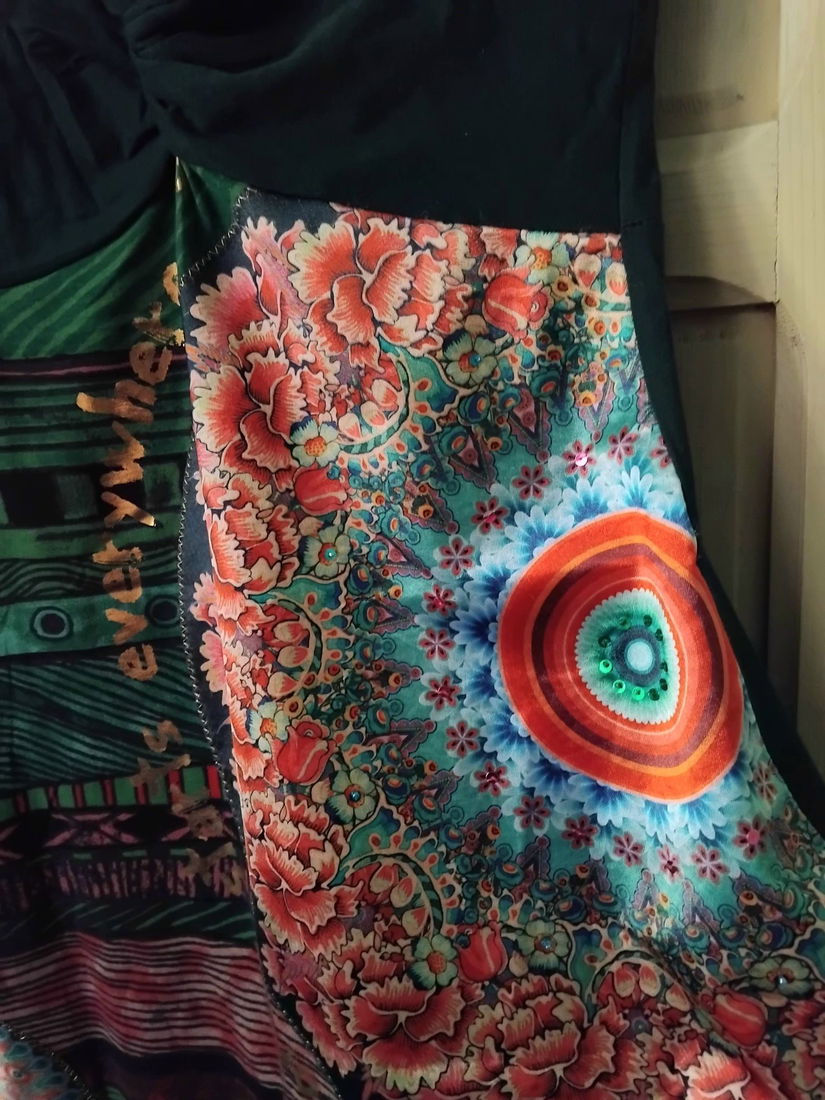 Rochie Desigual bumbac și saten viu colorat