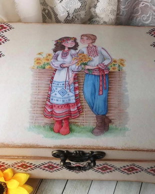 Cufar pentru mireasa cu motive traditionale
