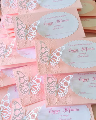 Plicuri pentru dar botez fetita fluturi