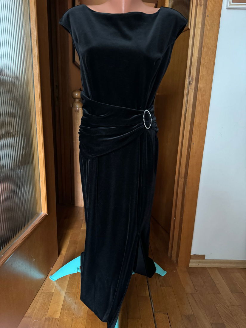 ELEGANȚĂ ROCHIE CATIFEA ELASTICĂ ARIELLA LONDRA MĂRIME 40E