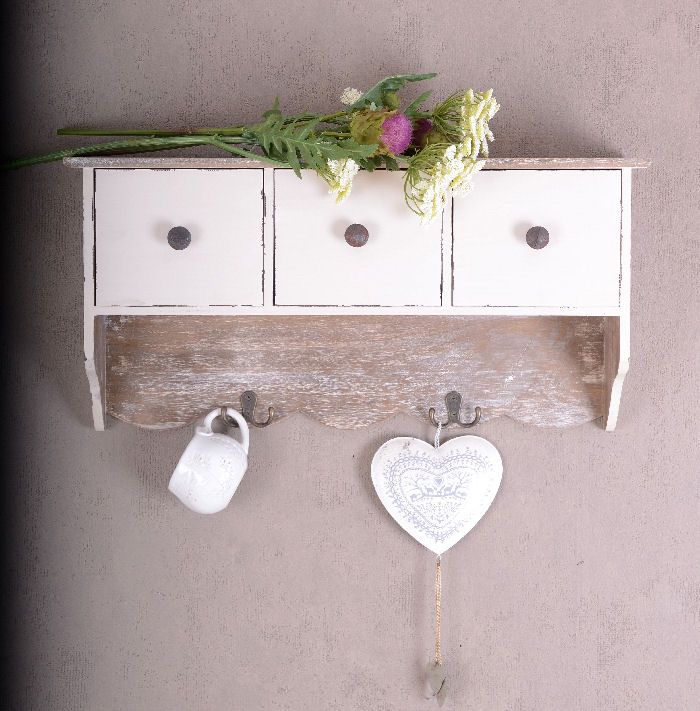 Dulapior Shabby chic cu trei sertare