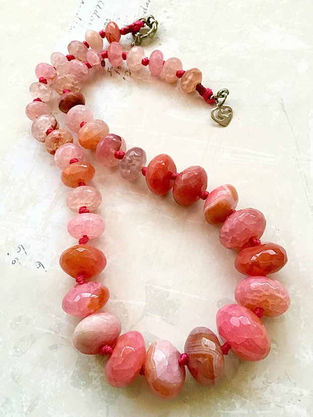 Colier agate roz