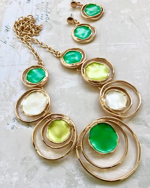 Set aliaj auriu & nuante de verde