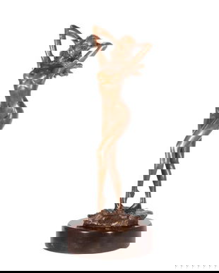 Trezirea- statueta din bronz pe un soclu din marmura