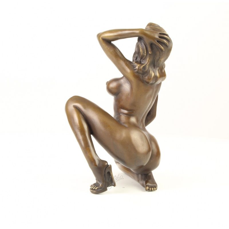 Nud - statueta erotica din bronz