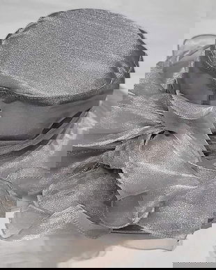 Palarii elegante cu boruri mari