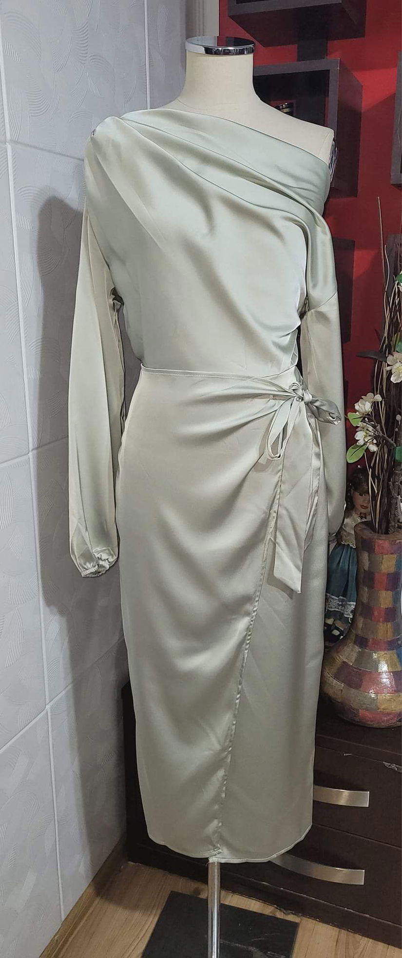 Rochie satin eleganta