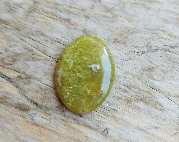 Cabochon opal verde, 33x24x6 mm