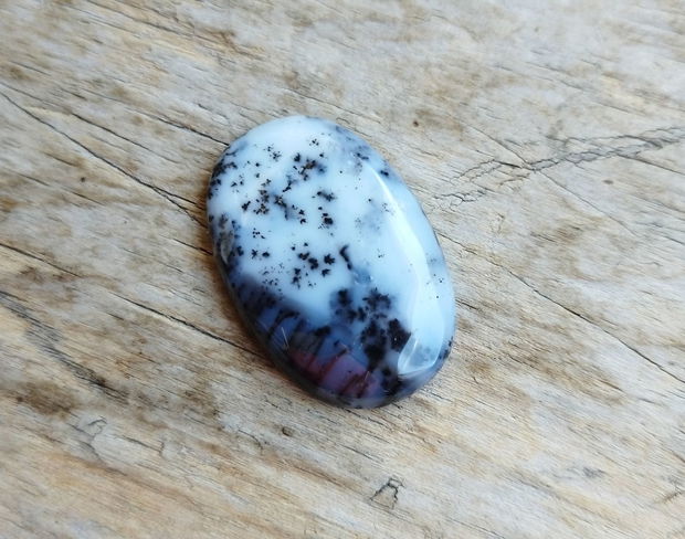 Cabochon opal dendritic, 32x22 mm