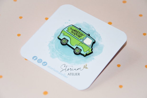 Pin metalic Mystery machine. Insigna masina misterelor
